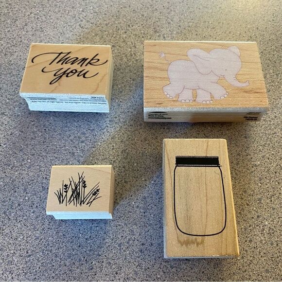 Assorted stamps and ink pads. (MI08) - Picture 11 of 15